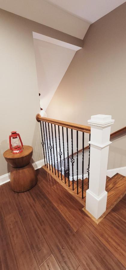 Spacious Deluxe House For You, Your Family And Friends Charlotte Exterior photo